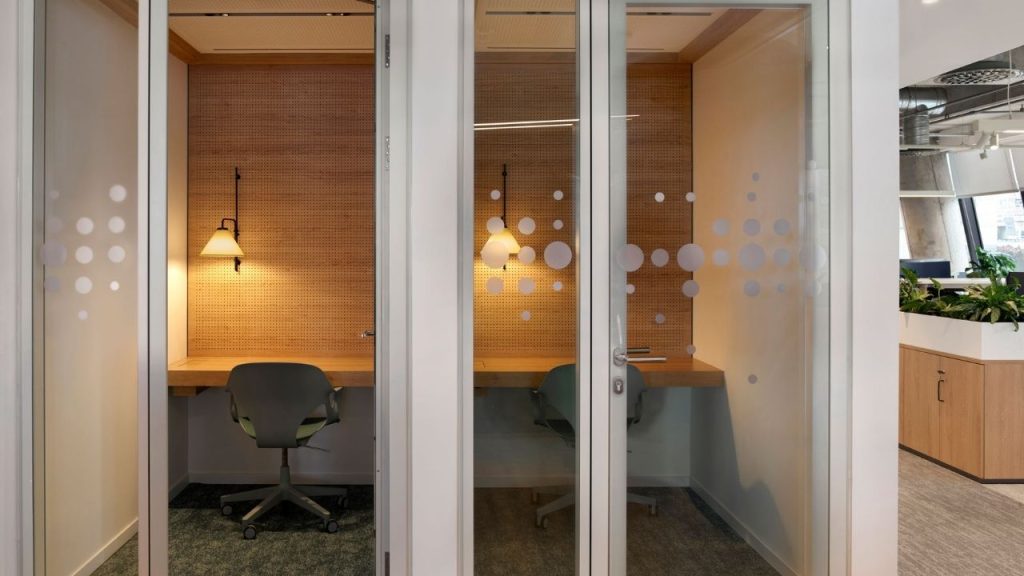 Acoustic pods and deep work zones designed for successful workplace fit-out optimization